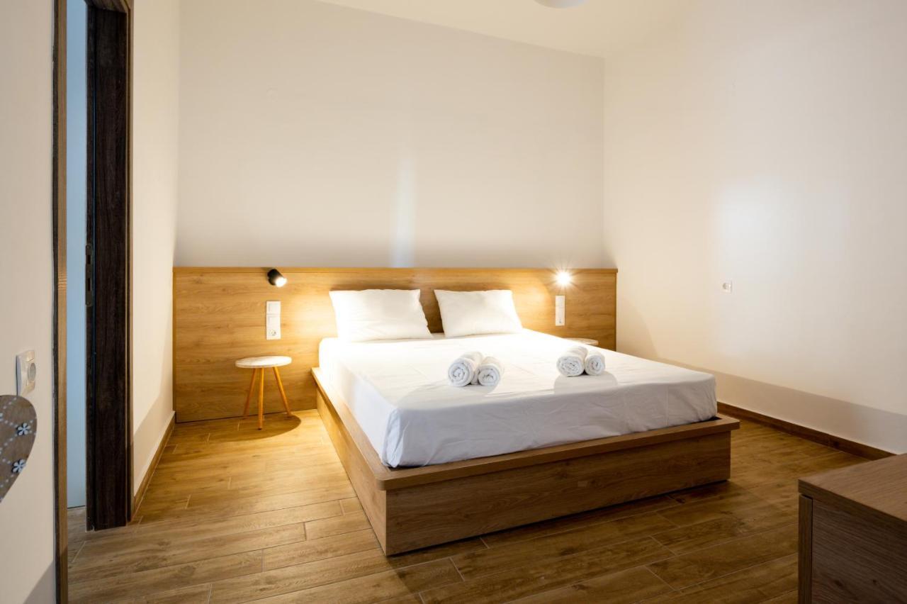 Valentina'S Apartments 阿齐亚·佩拉加 外观 照片