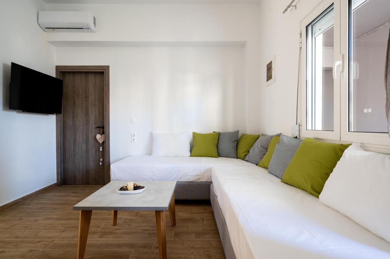 Valentina'S Apartments 阿齐亚·佩拉加 外观 照片